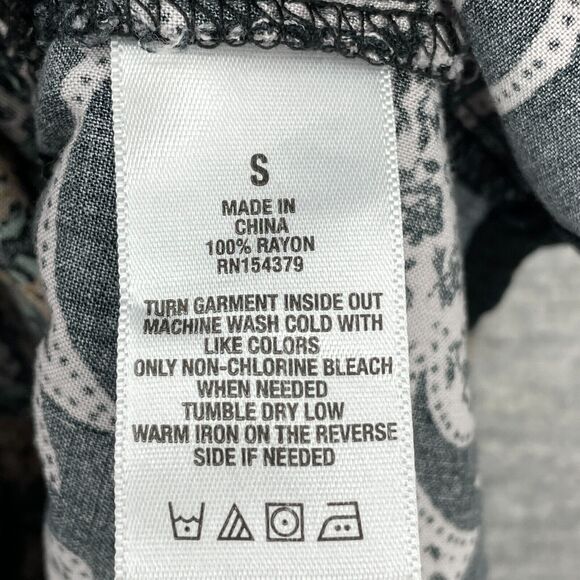 Aeropostale Blouse Womens Small Floral Off Shoulder Cropped Boho Peasant Gypsy - Picture 3 of 11